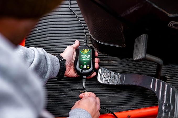 Battery Tender 800 is a SuperSmart Battery Charger that will Constantly Monitor