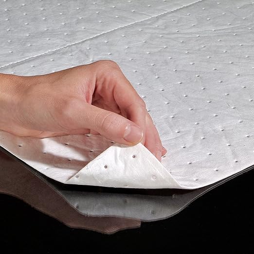 PIG Oil-Only Absorbent Mat Pad | Pack of 100 Mediumweight Oil Pads | Absorbs