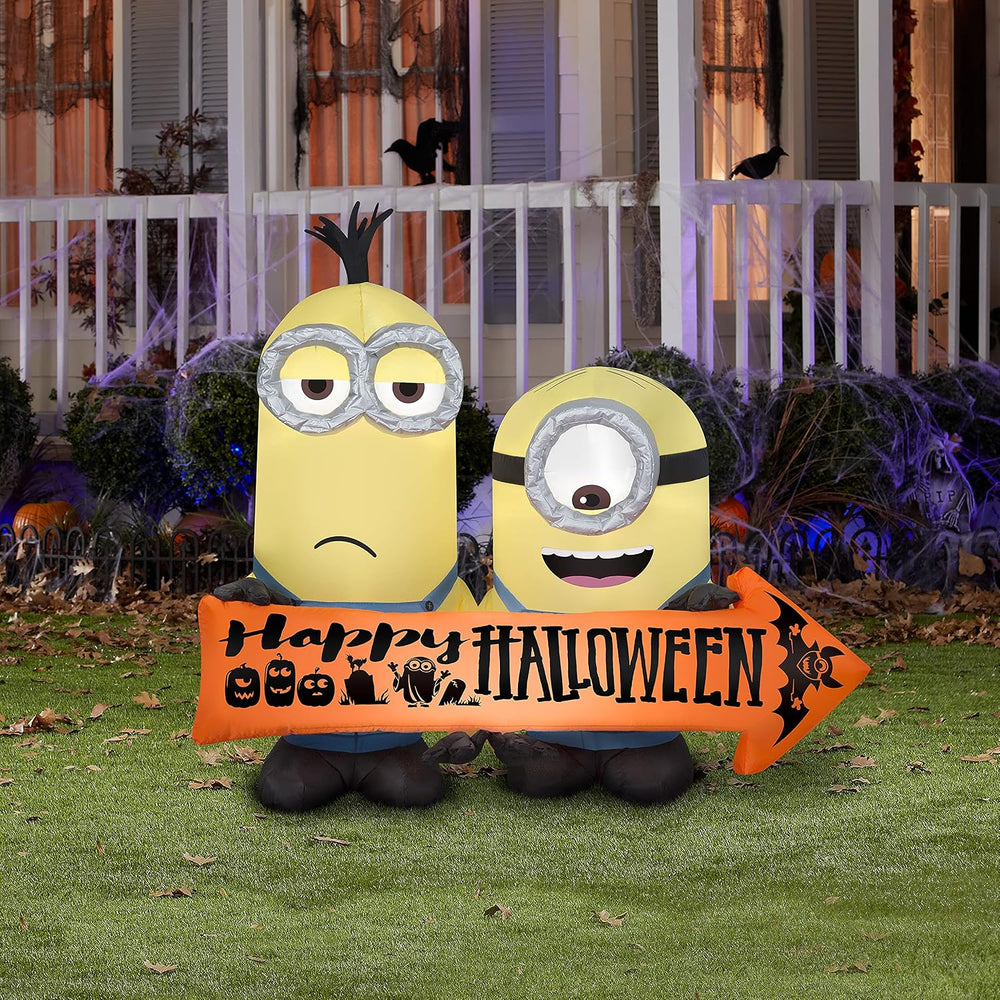 Gemmy Airblown Minions w/Halloween Sign Scene Universal, 4 ft Tall, Multicolored